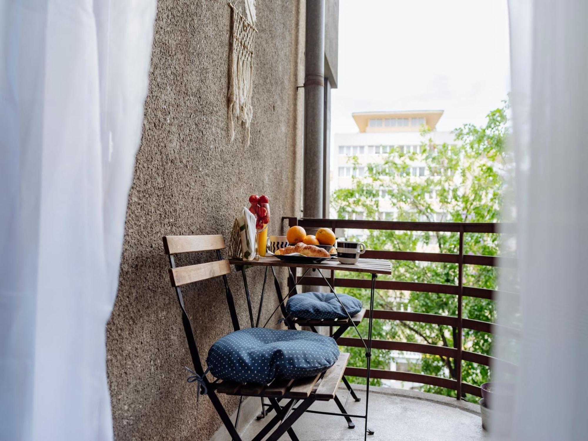 Petite Maison Sur Le Boulevard Apartment Bucharest
