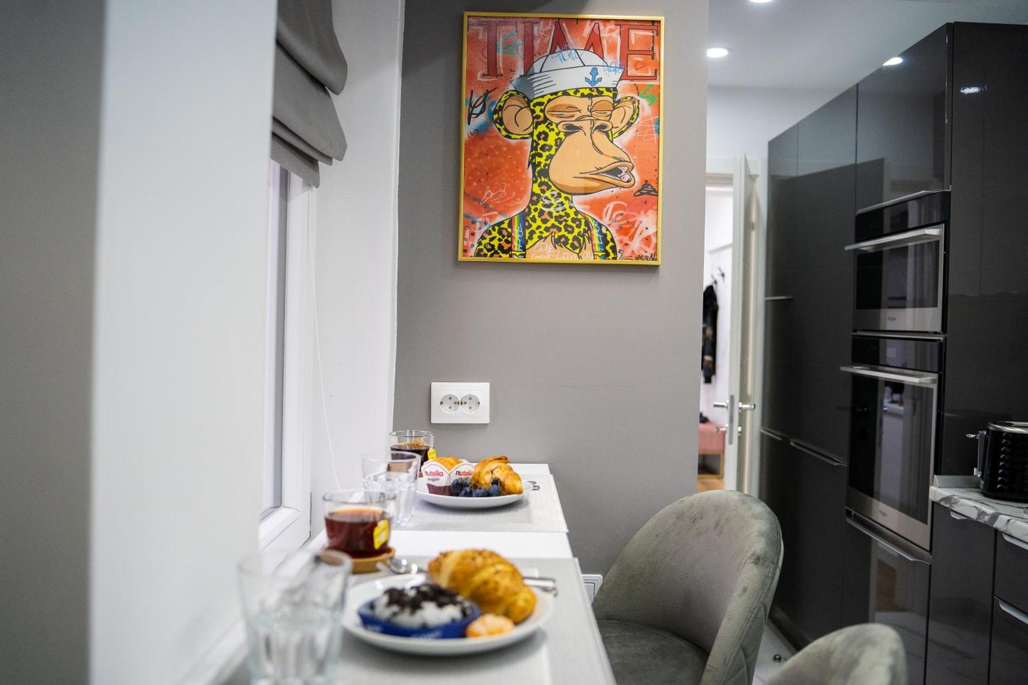 Location - Contemporary Parliament View - 2br Bucareste