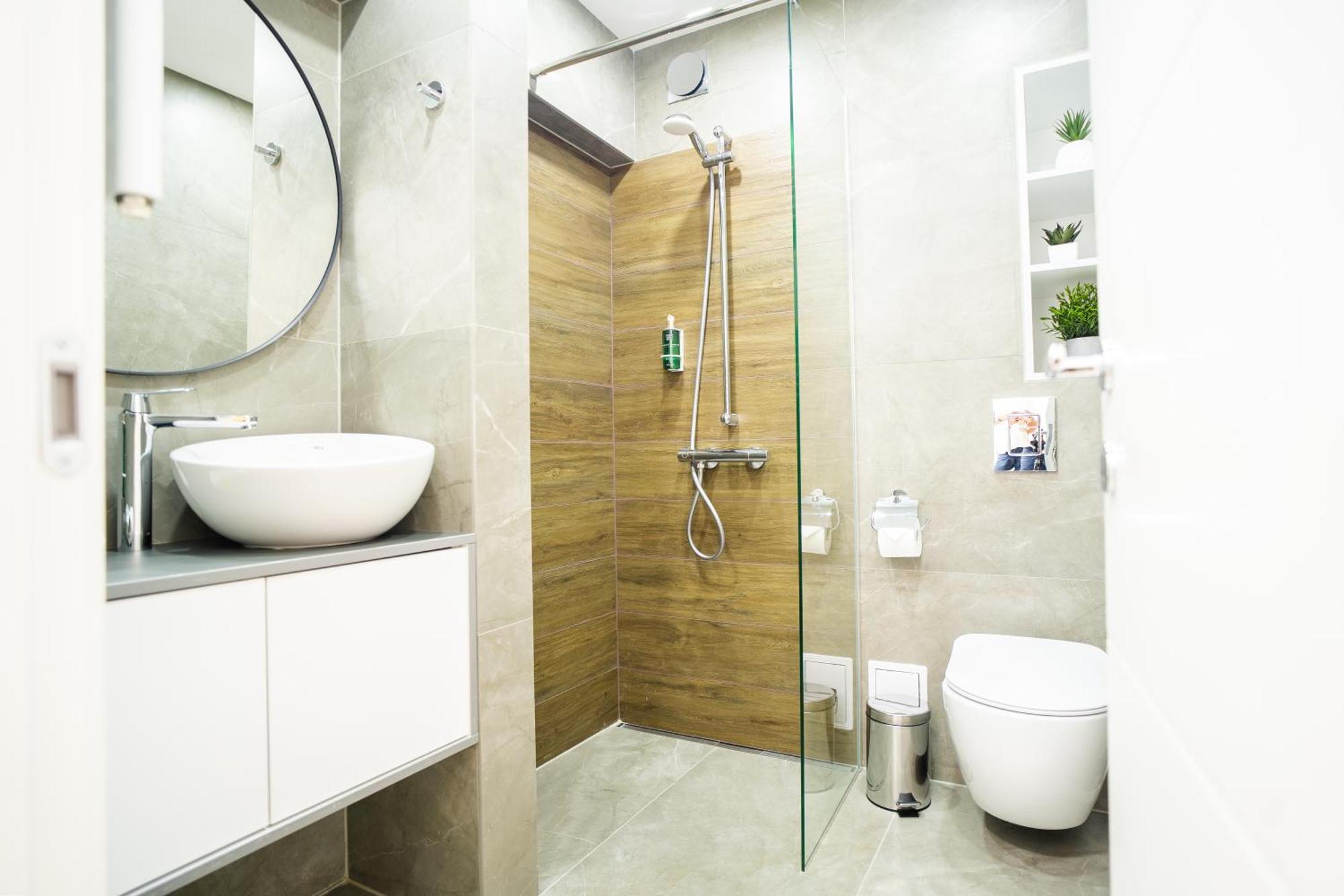Location - Contemporary Parliament View - 2br Apartamento