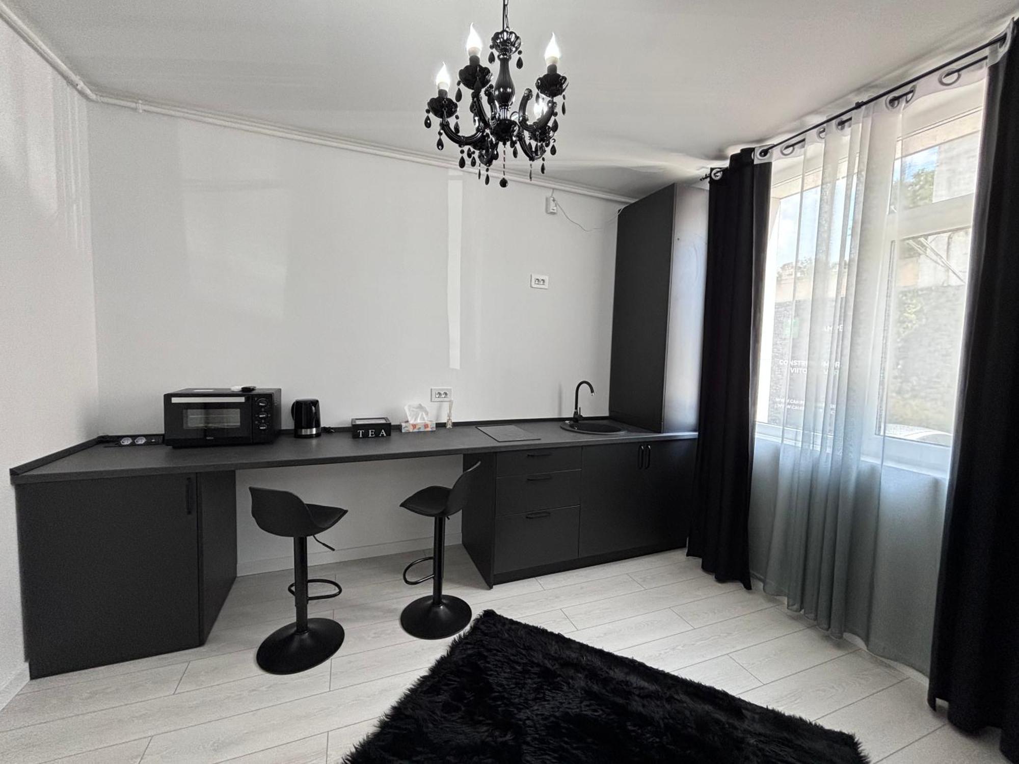 Ultimate Black Luxury Apartament Bucureşti