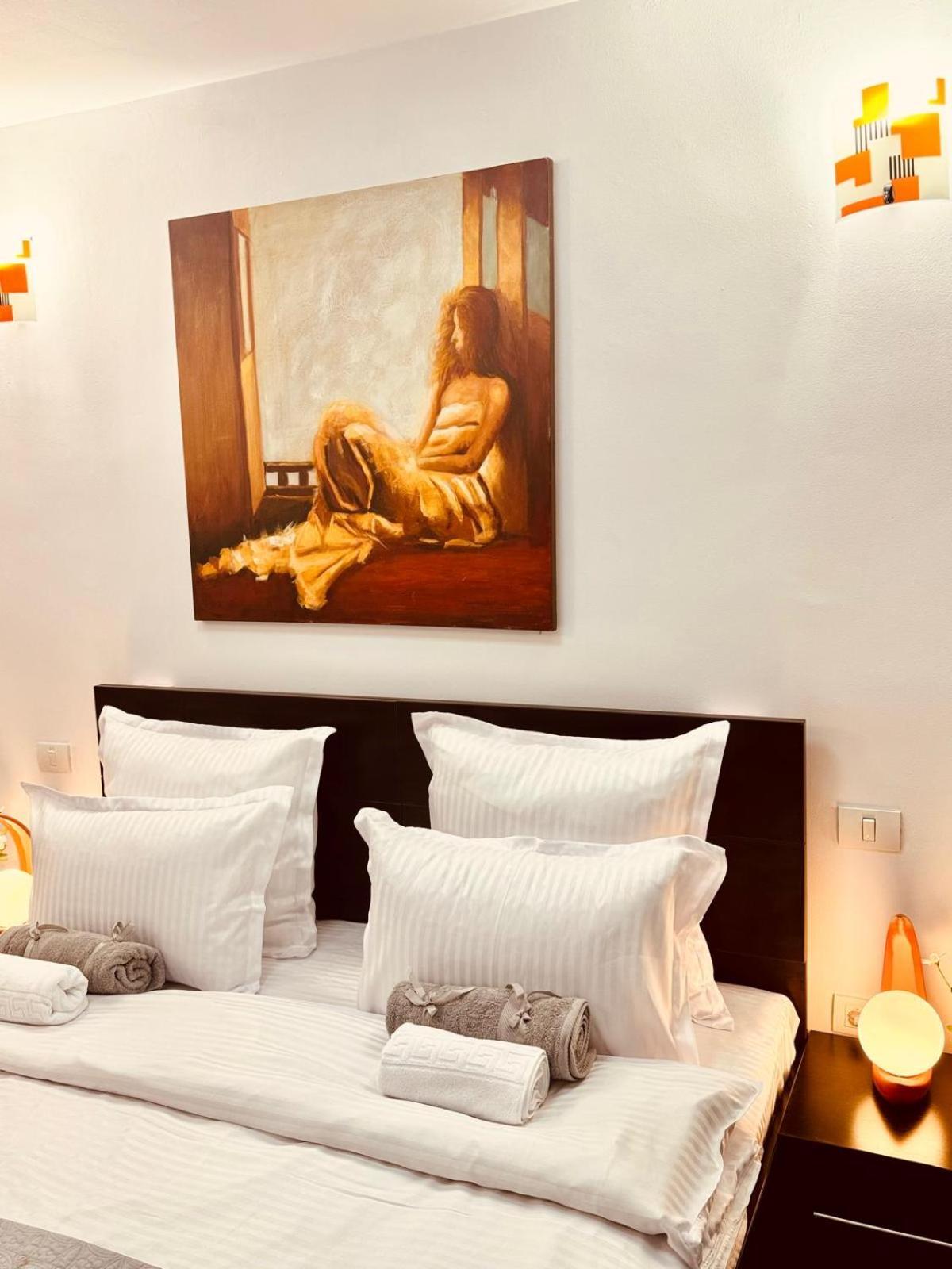 Apartament 3 Unirii Square Alba Iulia 75 *