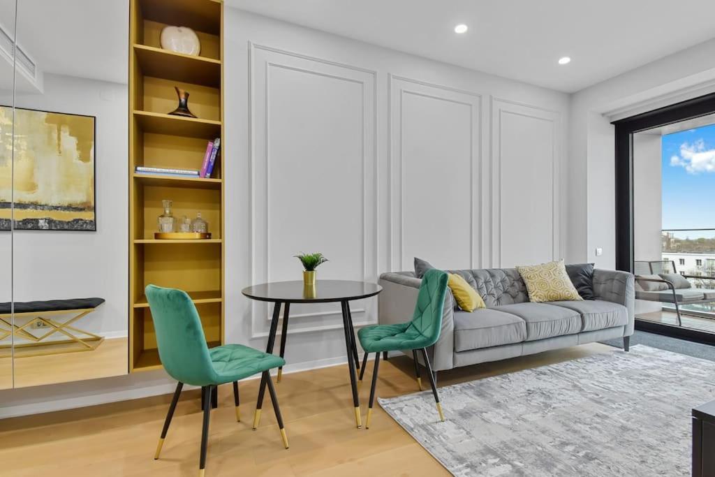 Lax Exquisite 1br,1bath -city Skyline Views Apartamento