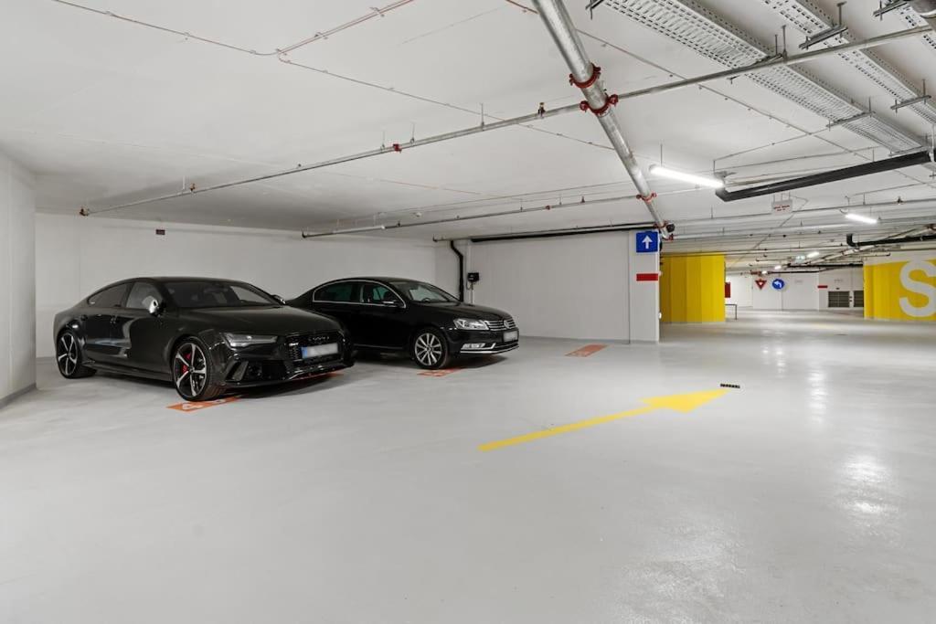 Business Panorama Loft 5star Location, Queen Beds *