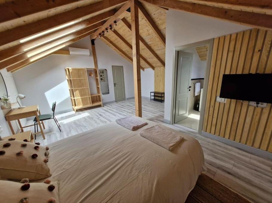 In The Attic With Private Bathroom