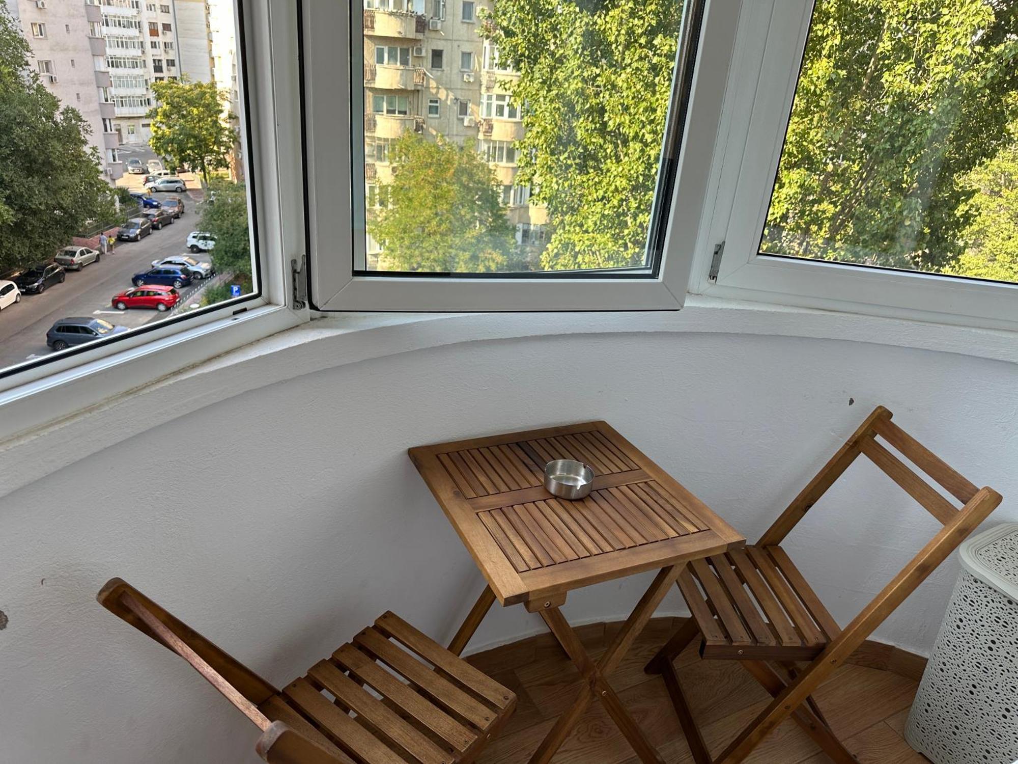 Turquoise Nerva Traian Apartment *
