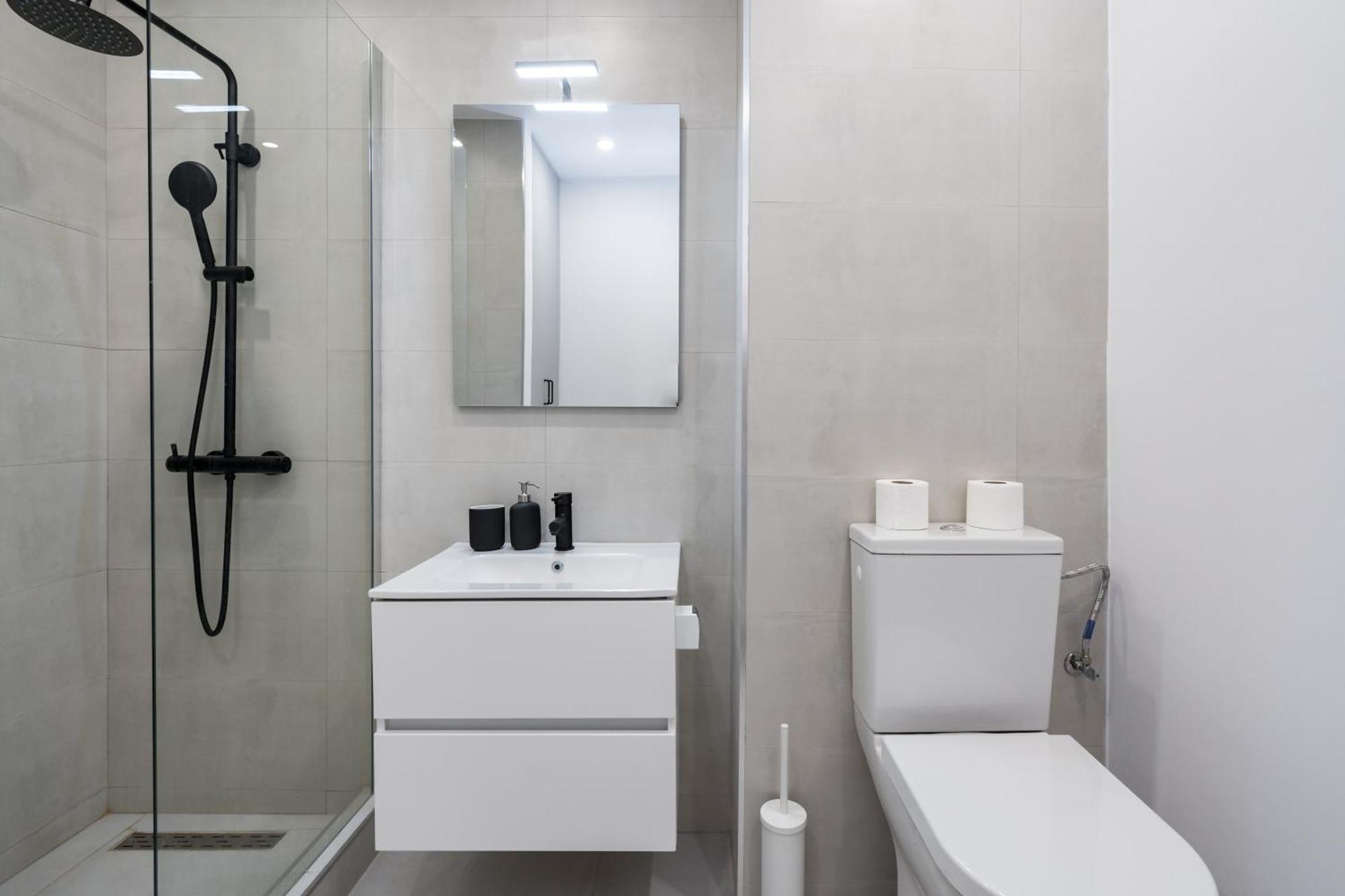 Majestic Apartments- With Parking * Bucureşti