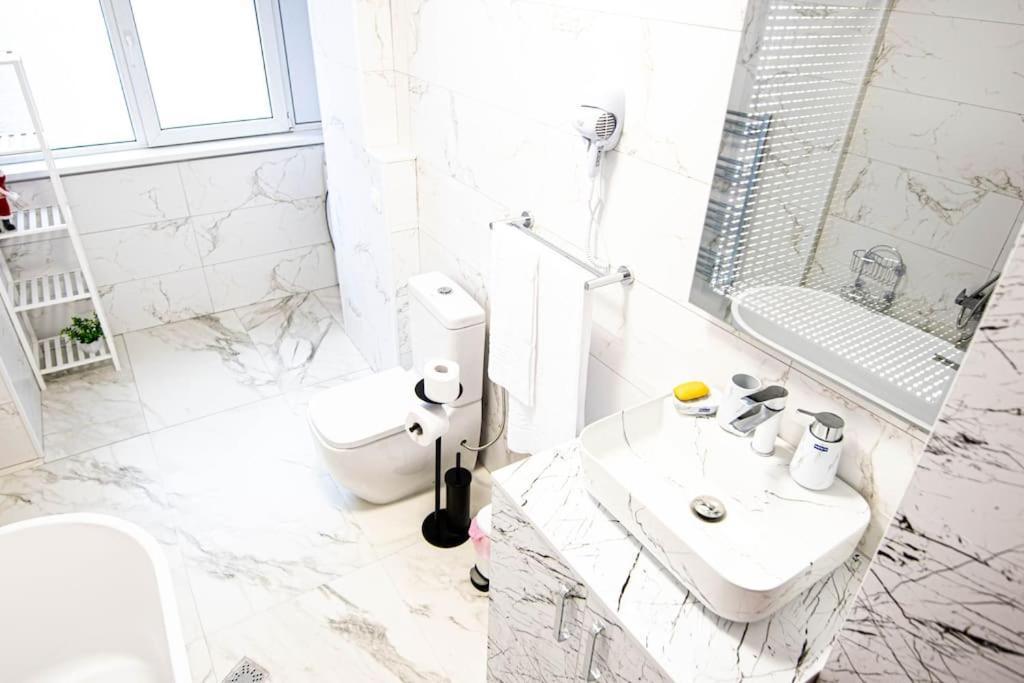 Apartament Ultra Luxury 3br 2bath & Amazing Views Bucureşti