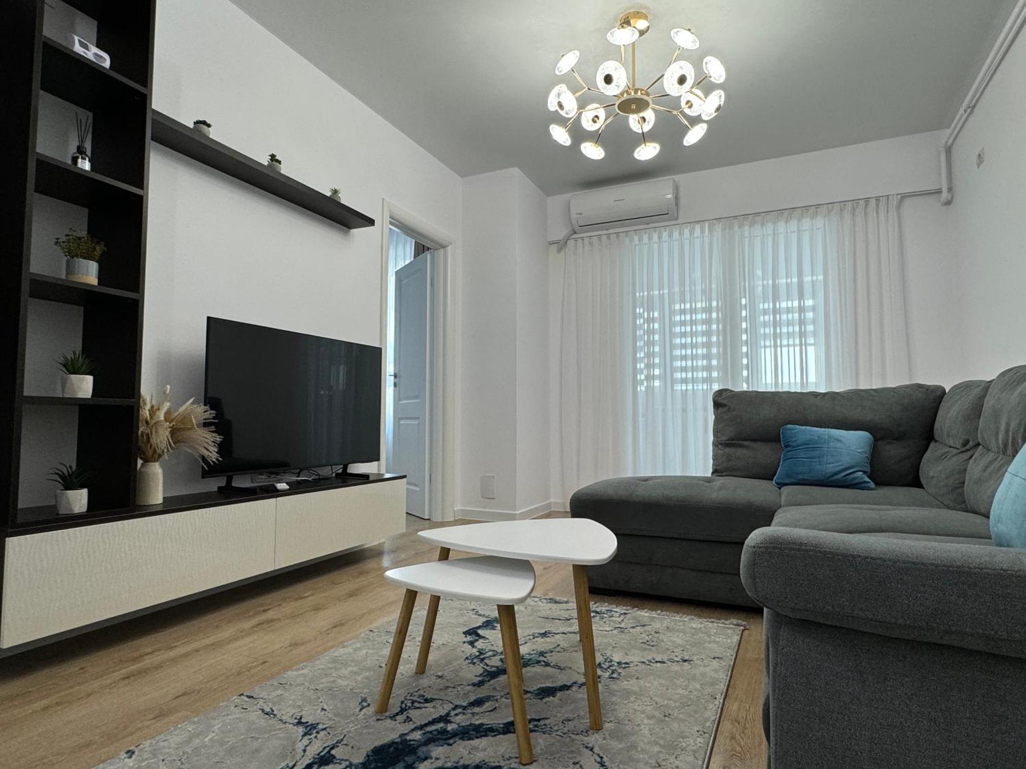 Zenith Apartment