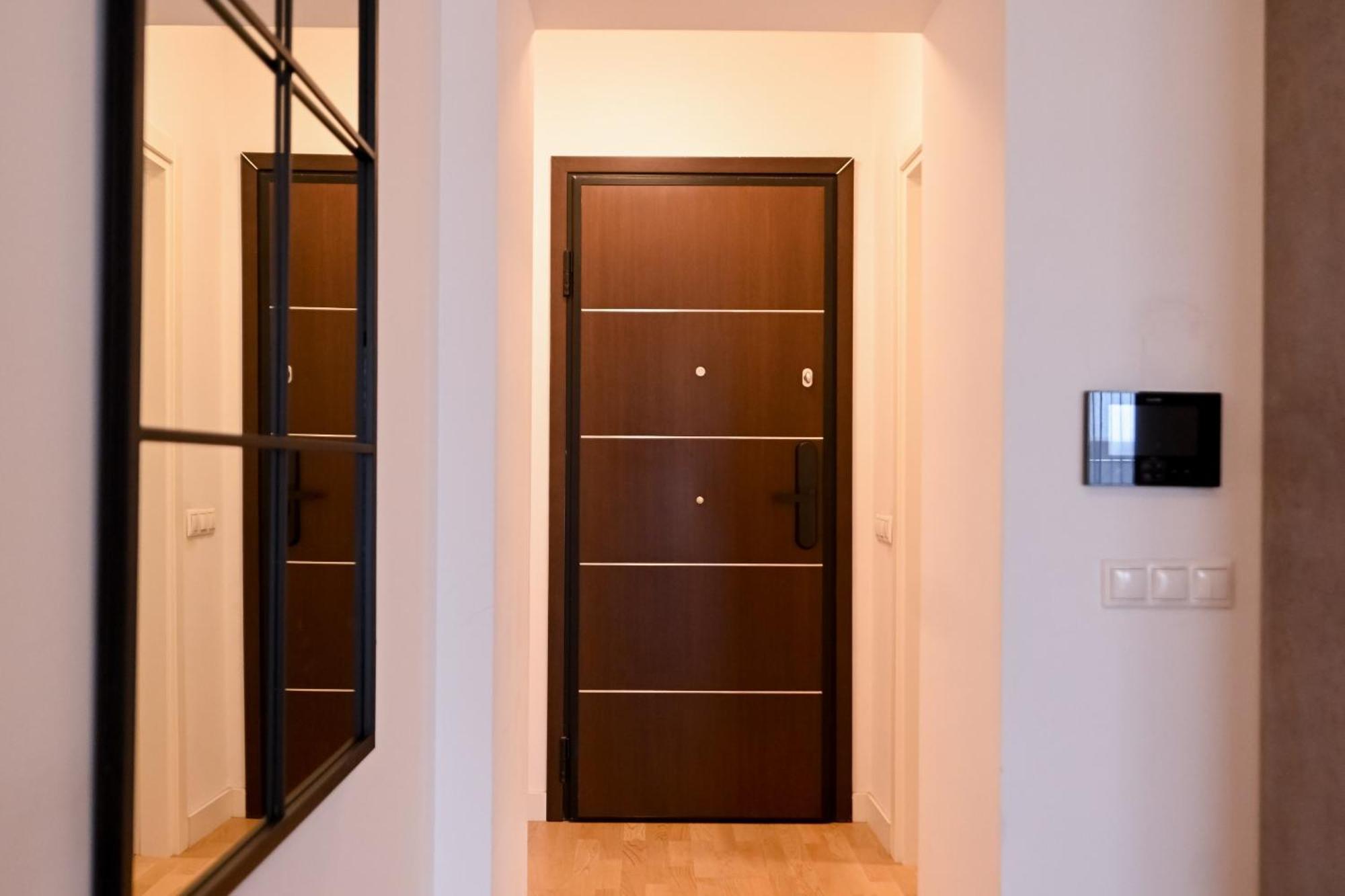 Apartamento Amazing - Modern 1br With Balcony In Aviatiei Bucareste