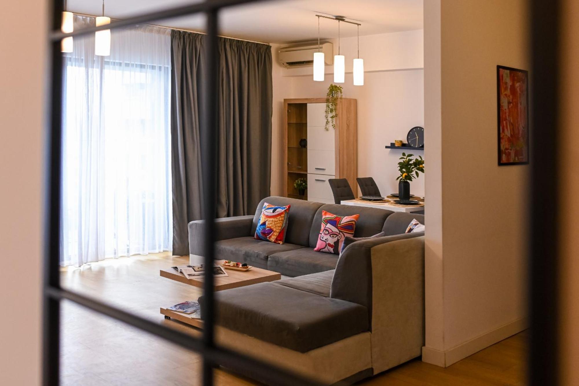 Amazing - Modern 1br With Balcony In Aviatiei *