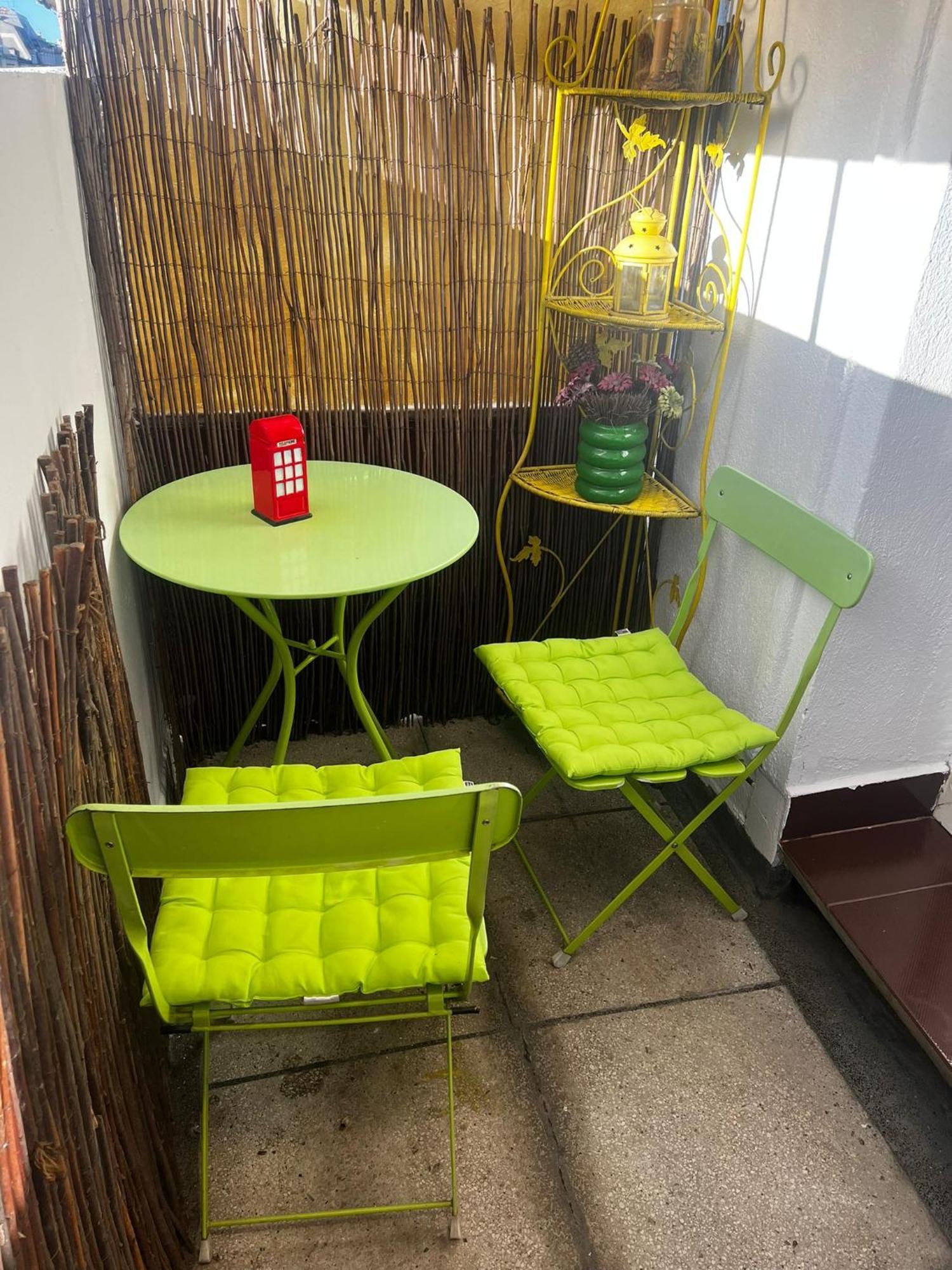 Lazynest - With Balcony On Magheru *