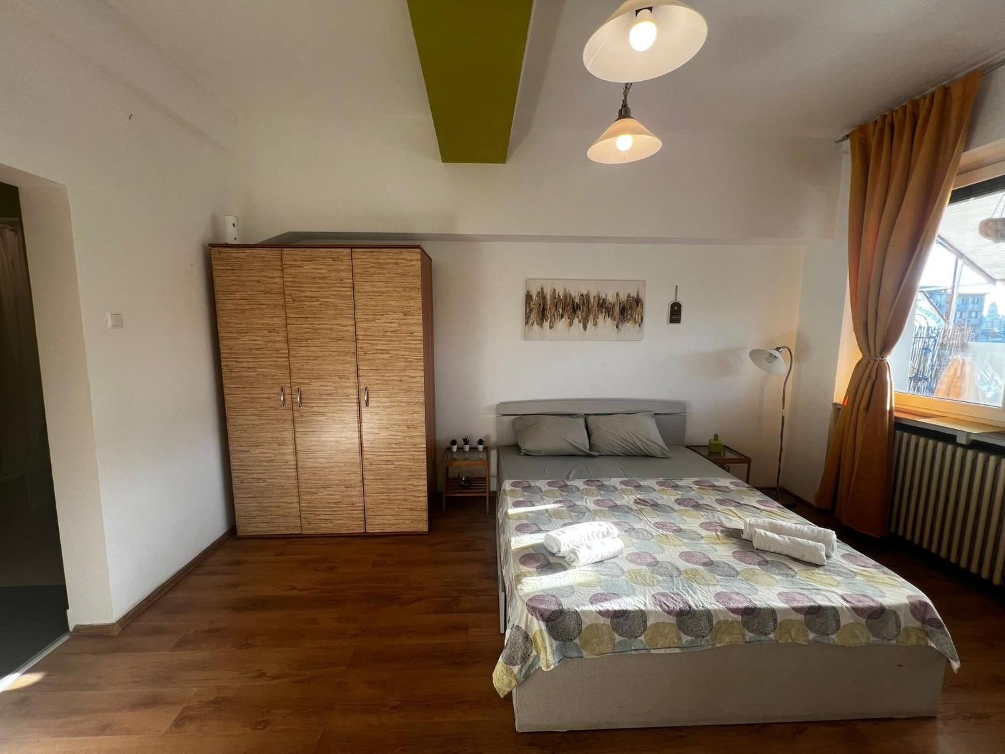 Lazynest - With Balcony On Magheru * Bucharest