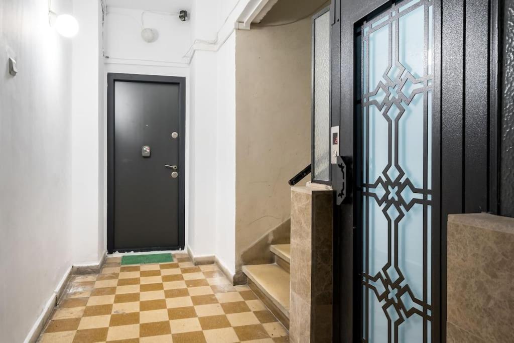 Apartment Sunny 4br Flat - Location - Charming Balcony