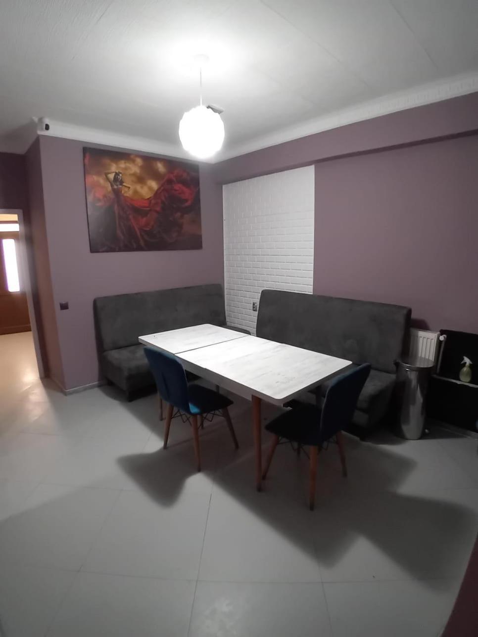 Homestay Lust *