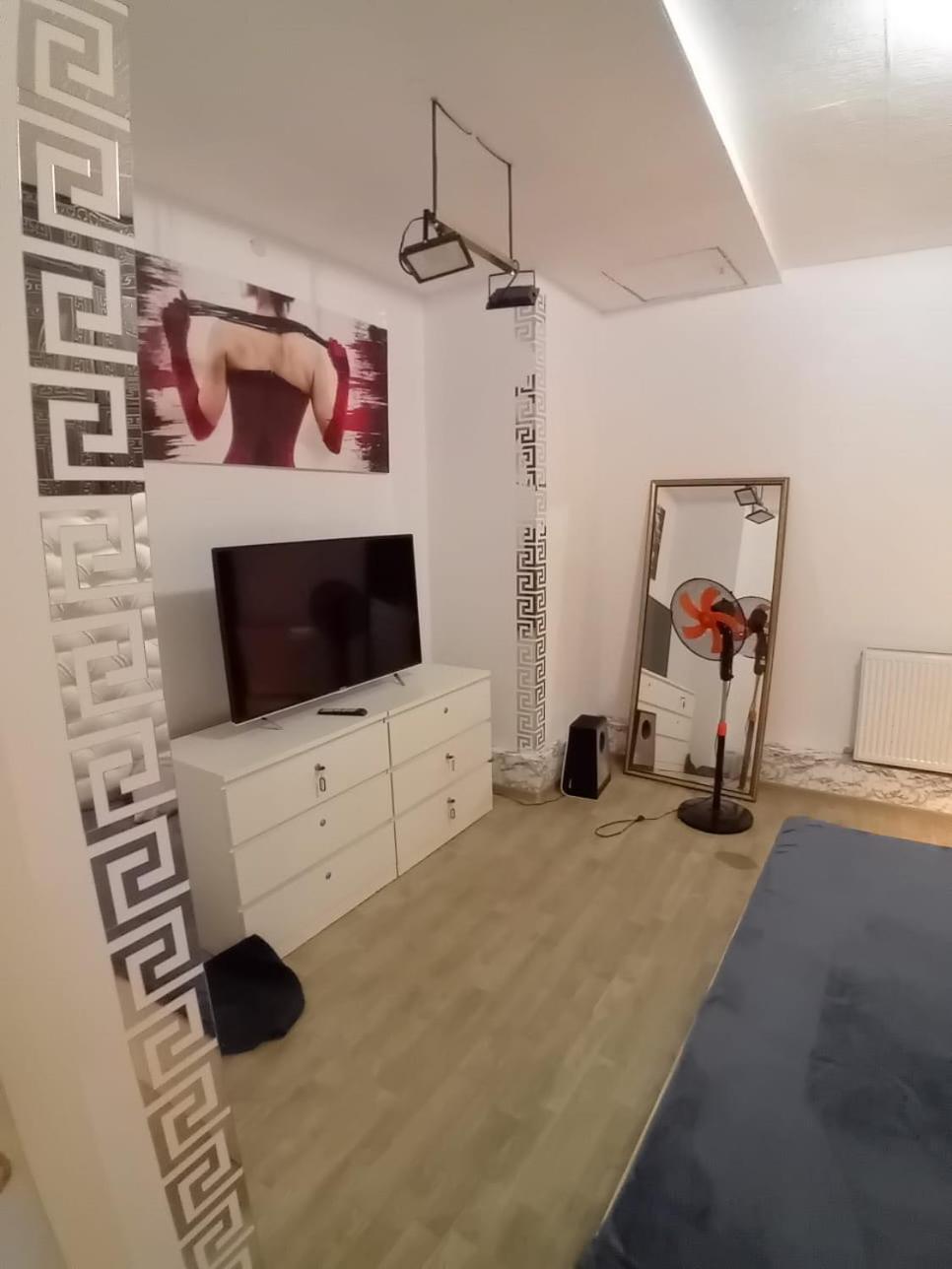 Lust Homestay Bucharest