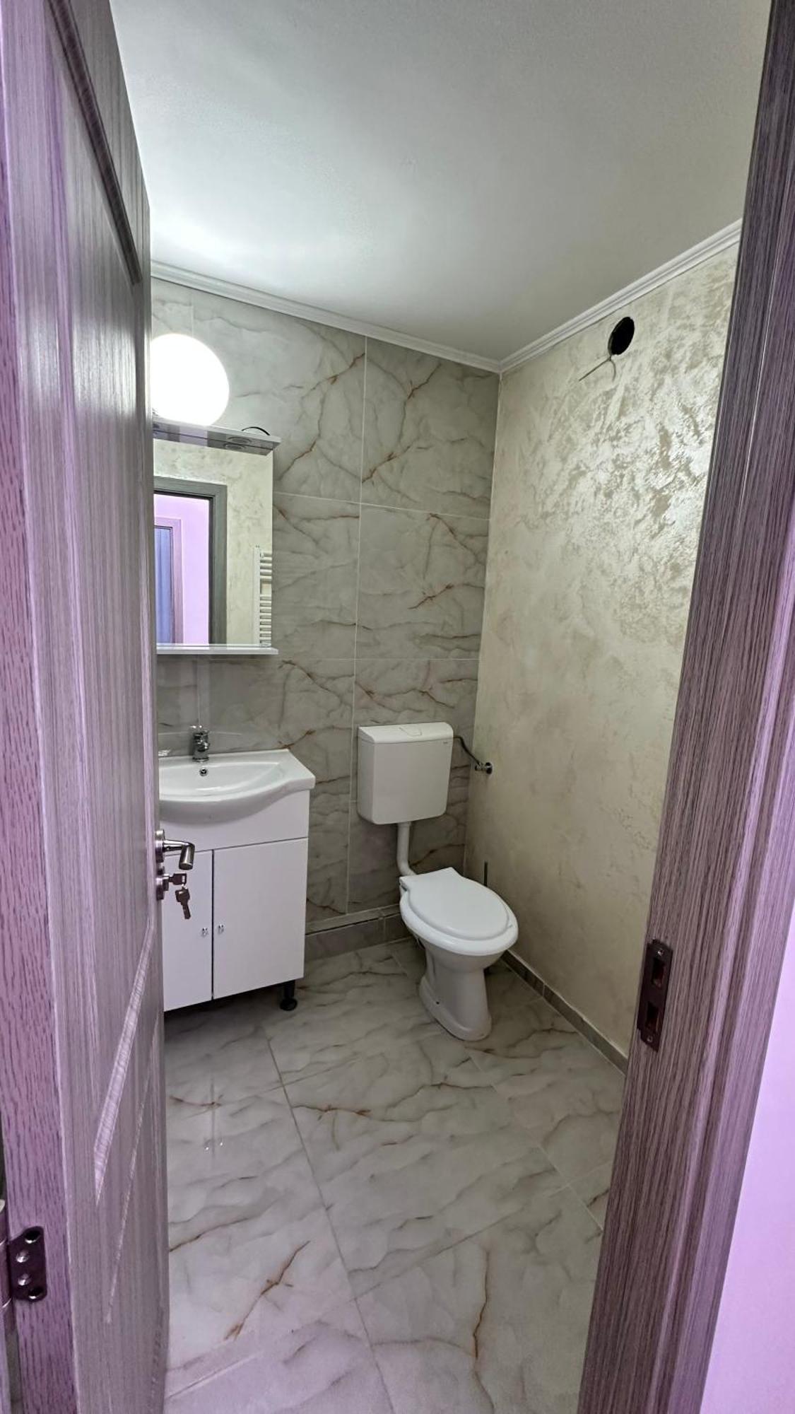 Cu 2 Apartament