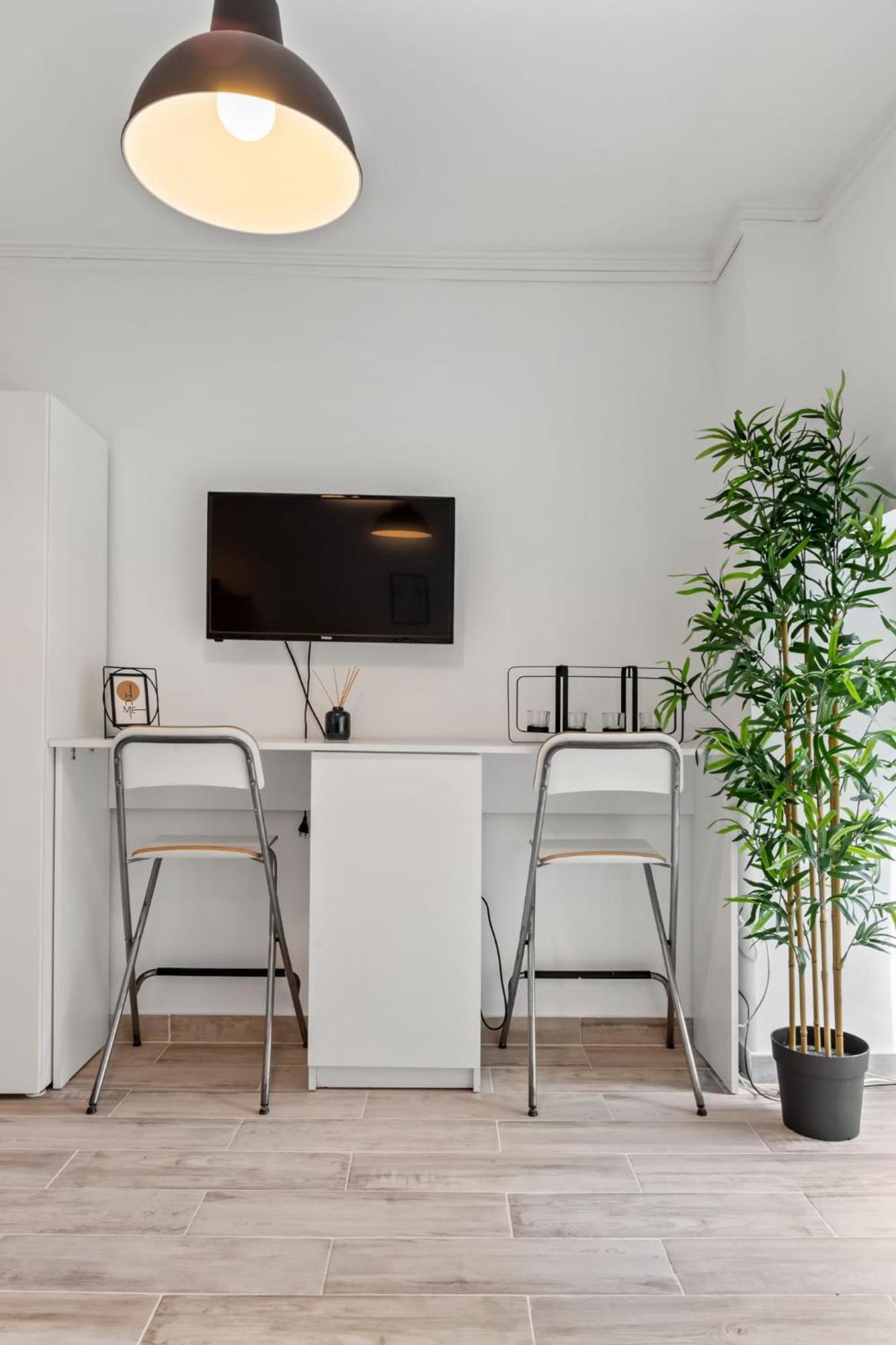 Nightlife Apartment