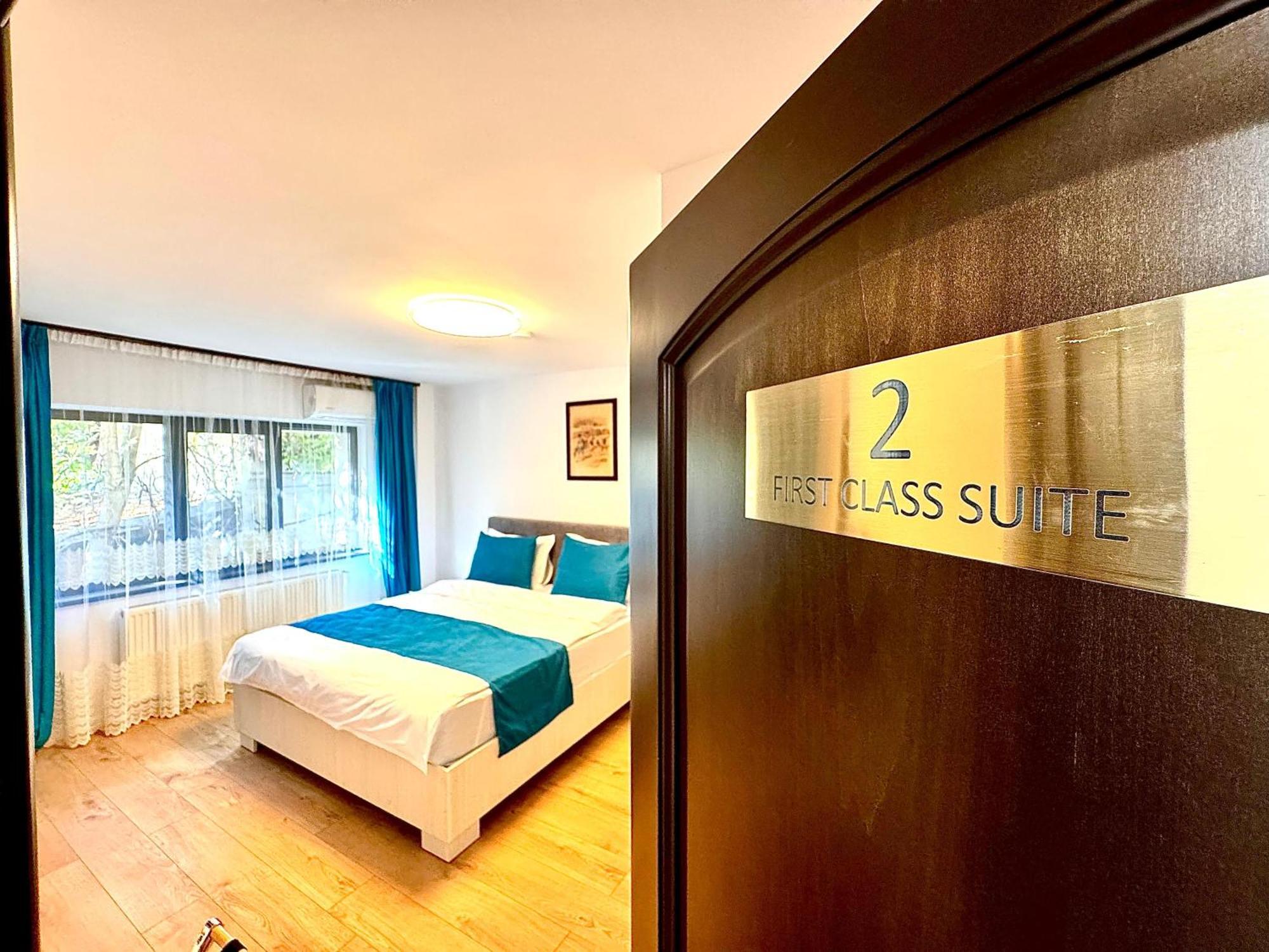 3 Baneasa Airport Apartment *