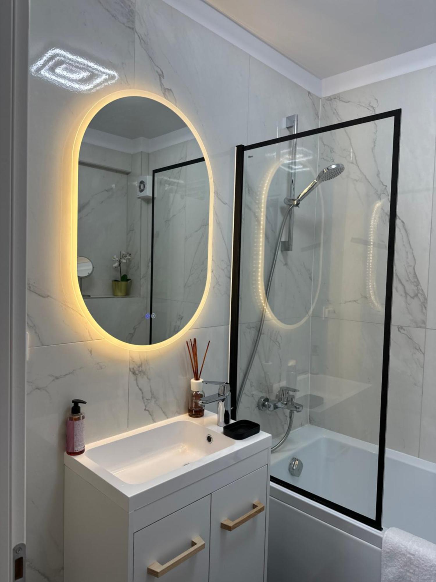Luxury 2br With Free Parking Herastrau Apartment Bucharest