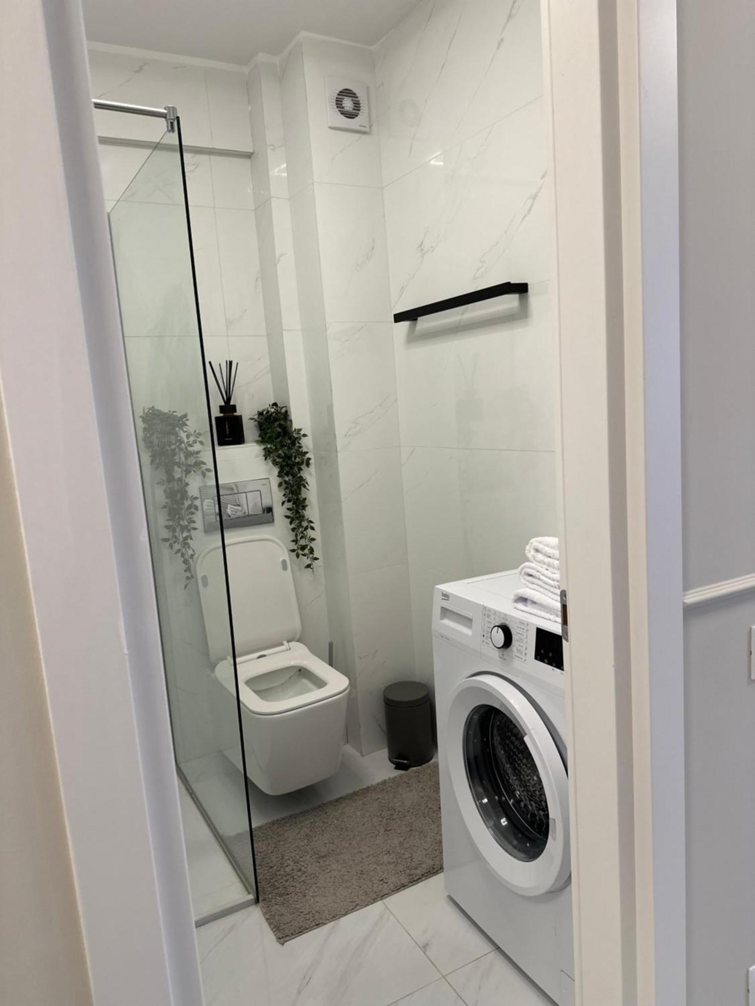Luxury 2br With Free Parking Herastrau Apartment Bucharest