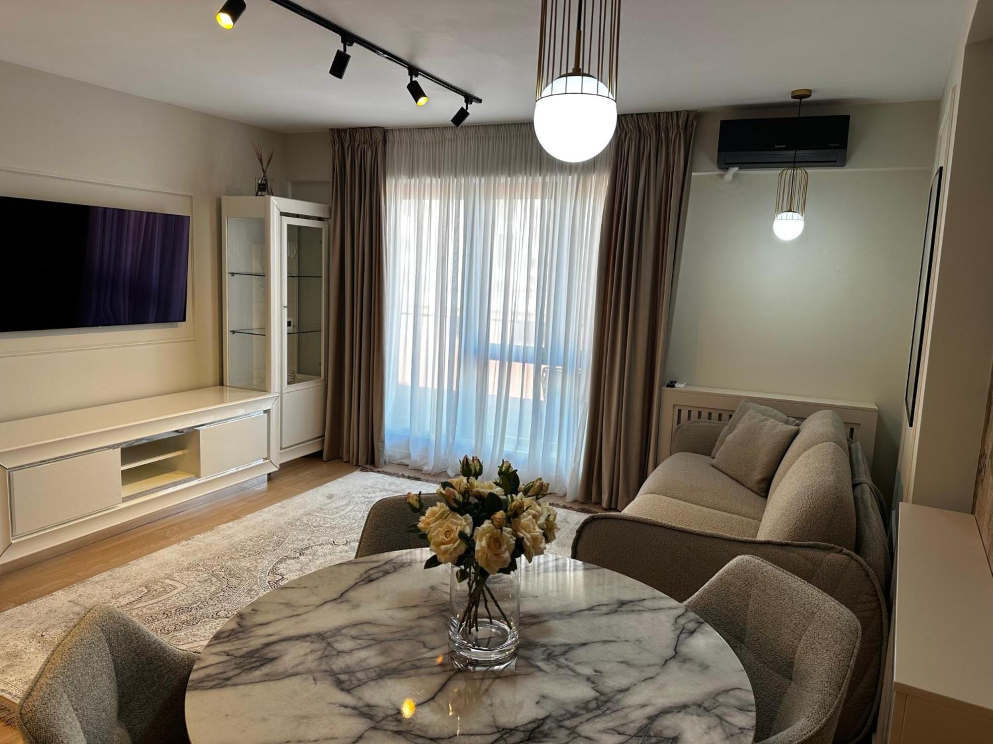 Apartment Luxury 2br With Free Parking Herastrau Bucharest