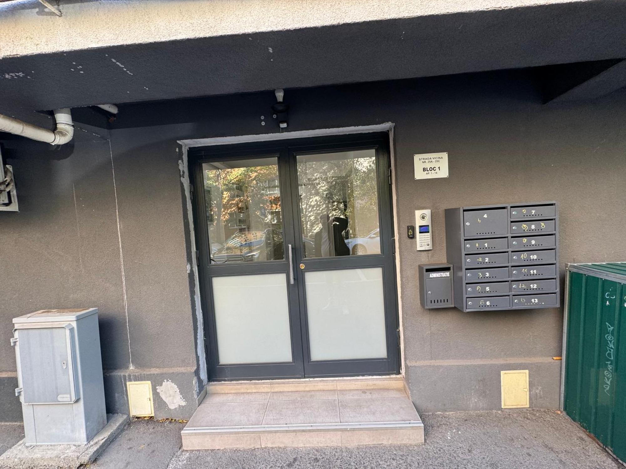 Apartament Bratu *