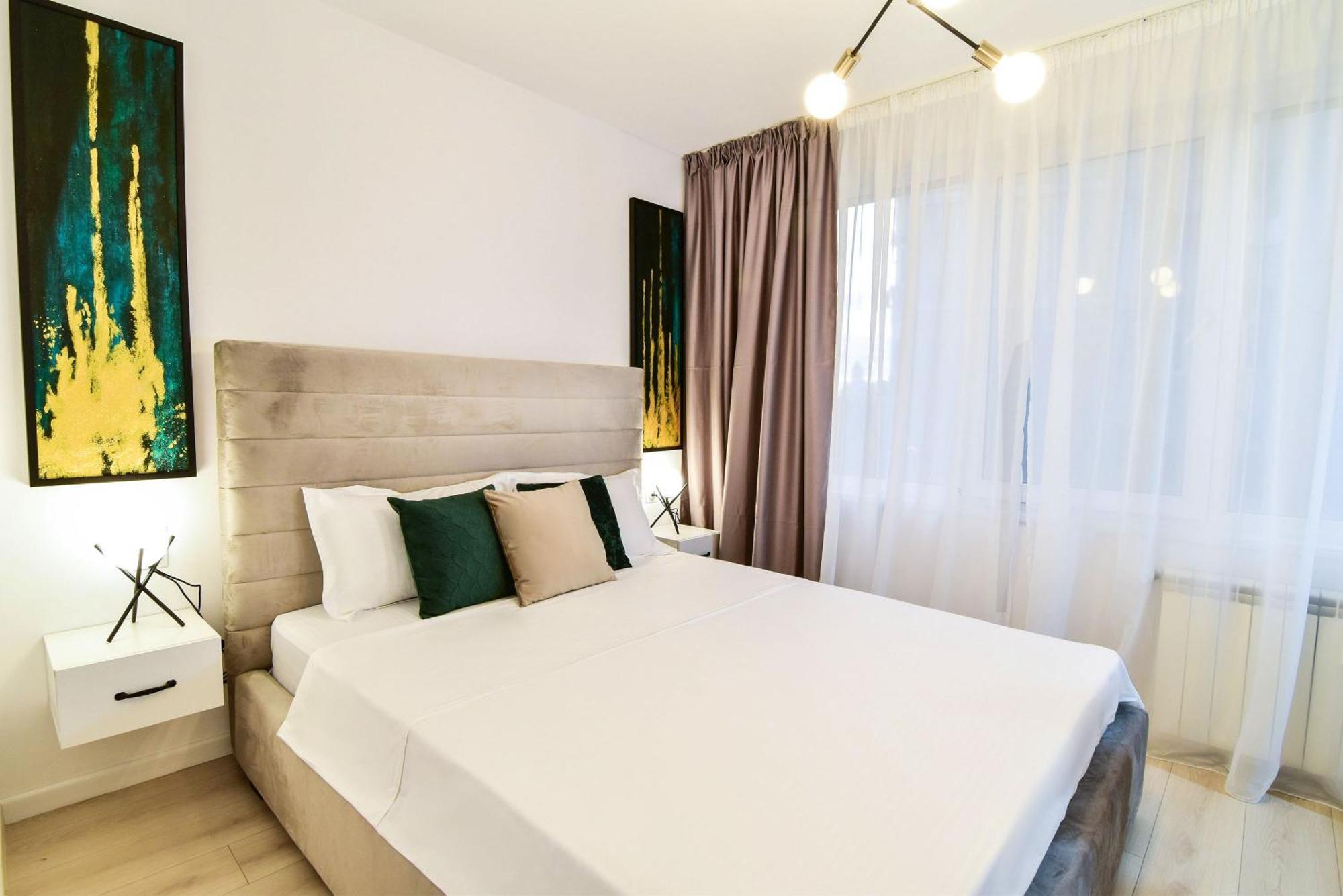 Center By Alia * Bucharest