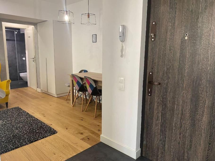 - Downtown By Realty Bucureşti