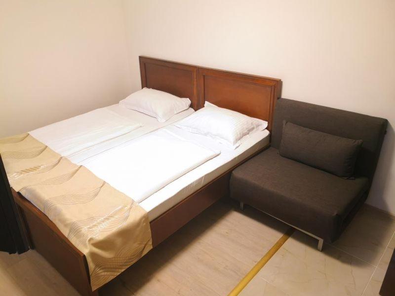 Bed & Breakfast Zender *