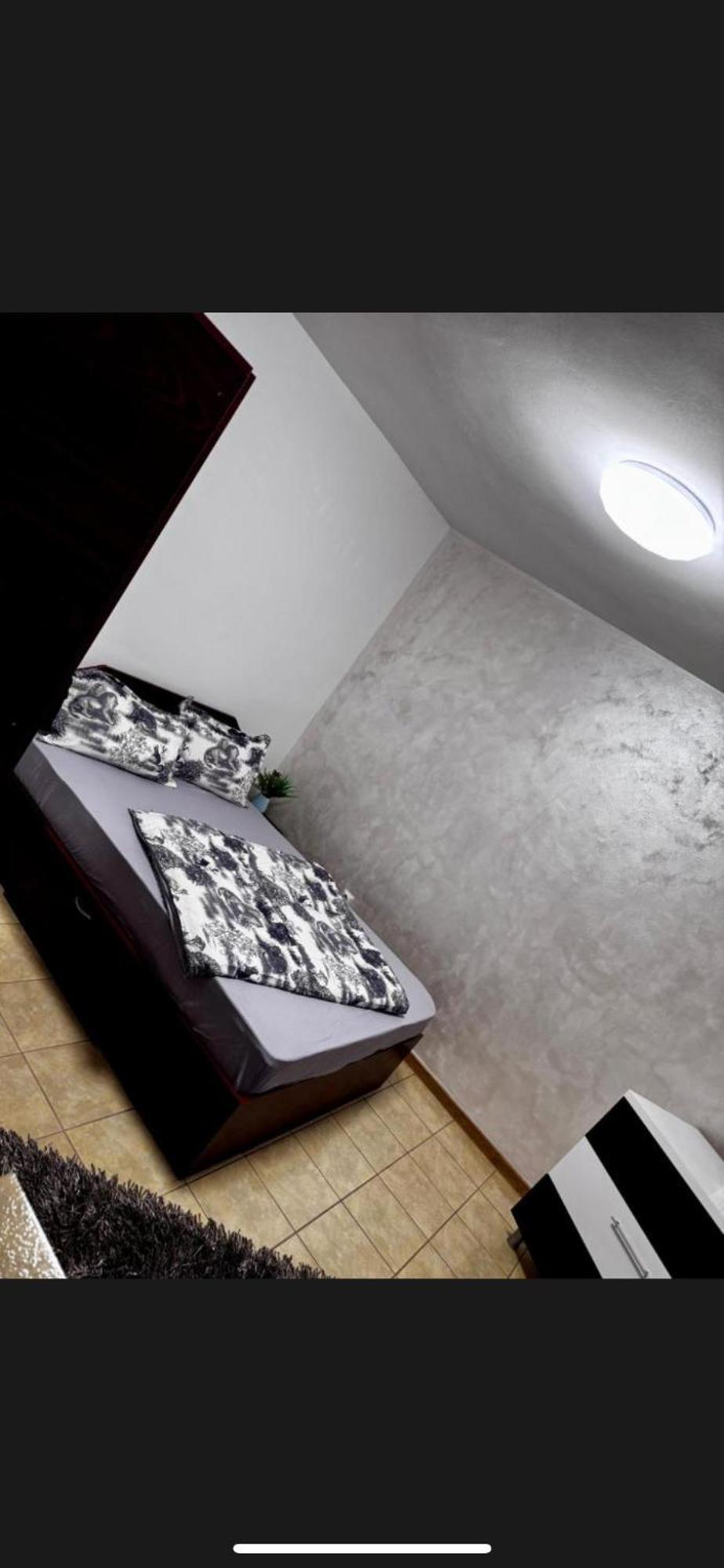 Efrem Bucharest