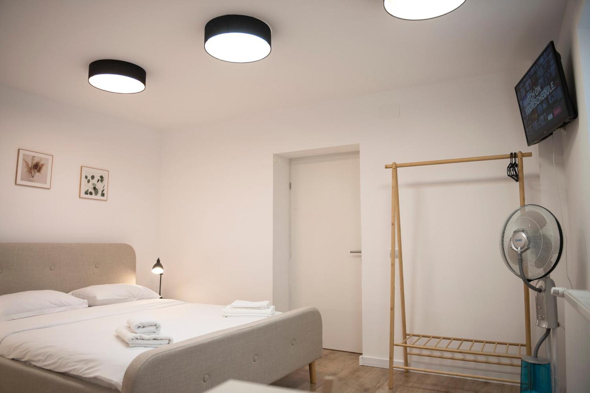 Hotel de apartamente Lazynest Bucureşti
