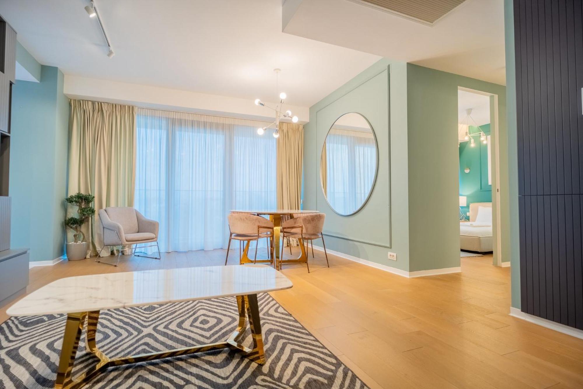 One Mircea Eliade - Luxurious With Panoramic And Park View * Bucharest