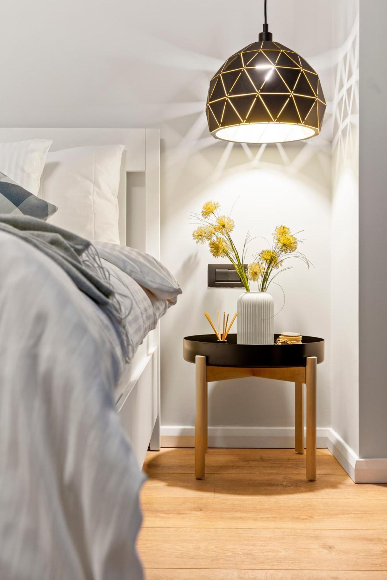 Tova Pearl - Cozy, Modern 2br Apt, Dt, Ultracentral, Chabad Across Street, 20 Min Walk To Old Town *