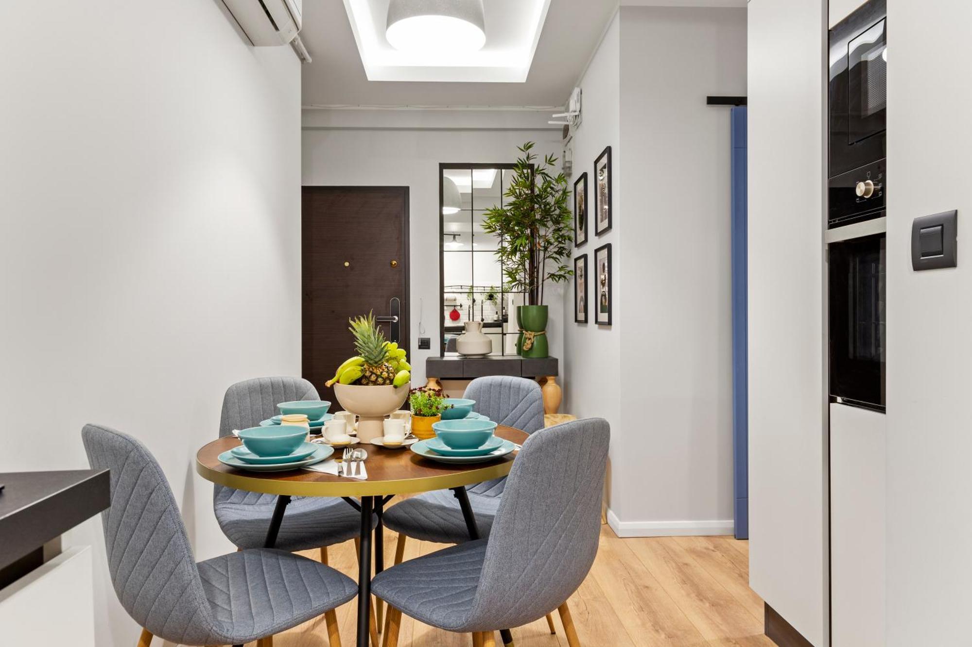 Tova Pearl - Cozy, Modern 2br Apt, Dt, Ultracentral, Chabad Across Street, 20 Min Walk To Old Town Apartment Bucharest