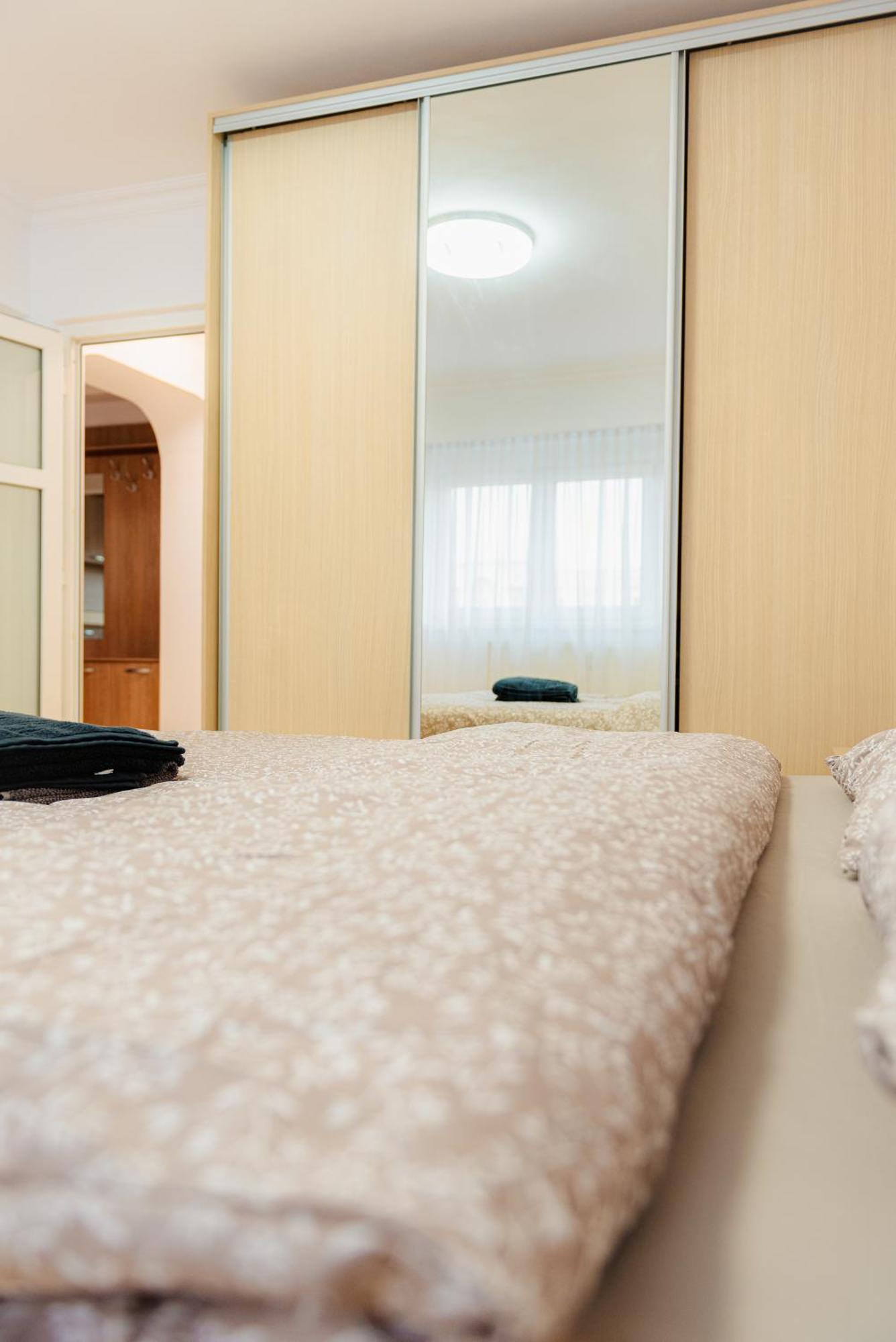 Apartment Close To The House Of Parliament And Old Town