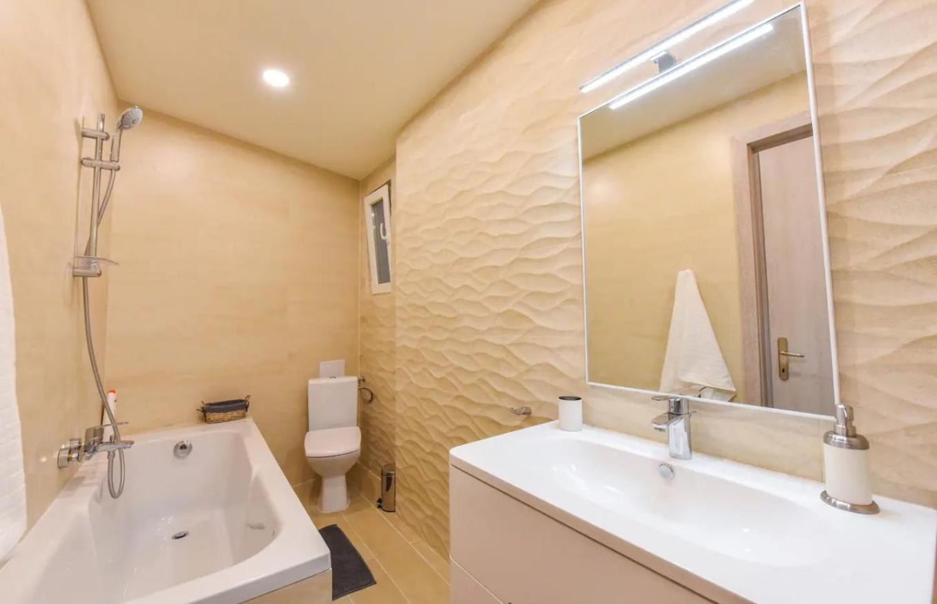 Deluxe Spacious Old Town-free Parking Apartamento Bucareste