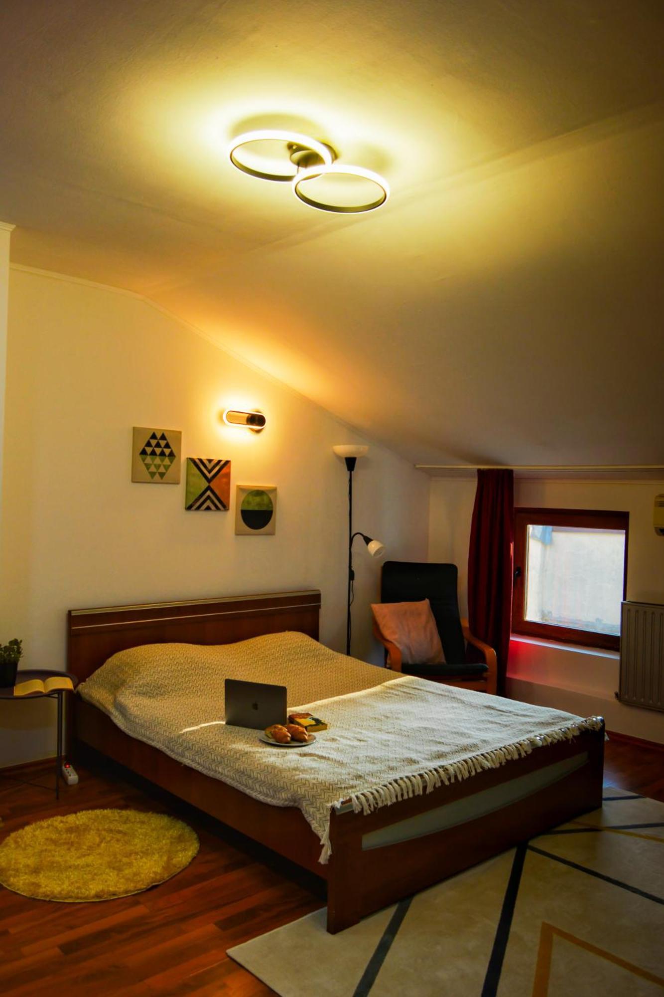 Tailor House - Old Town Penthouse *