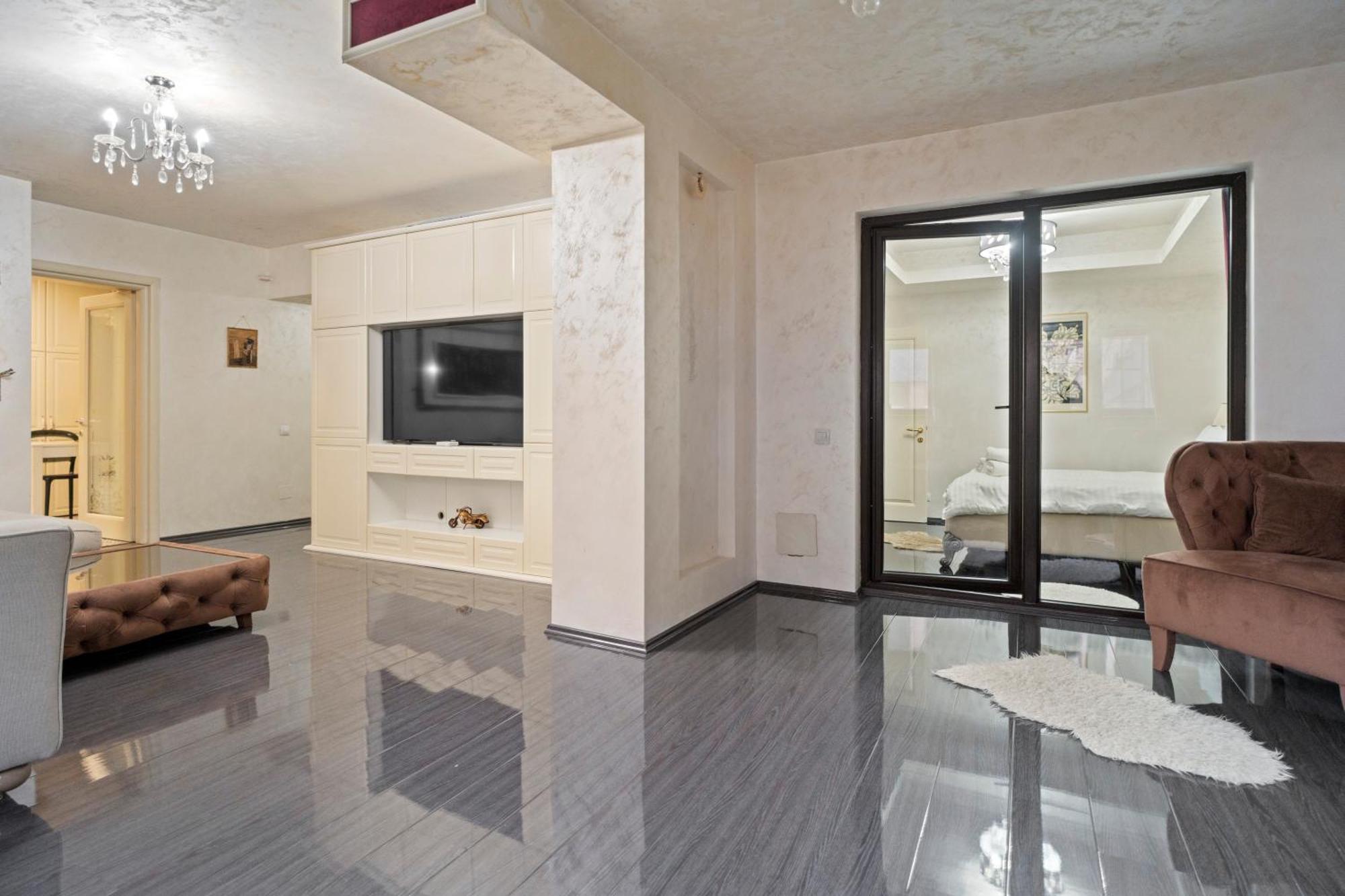 Apartamento Classic Luxury At Mall Bucareste