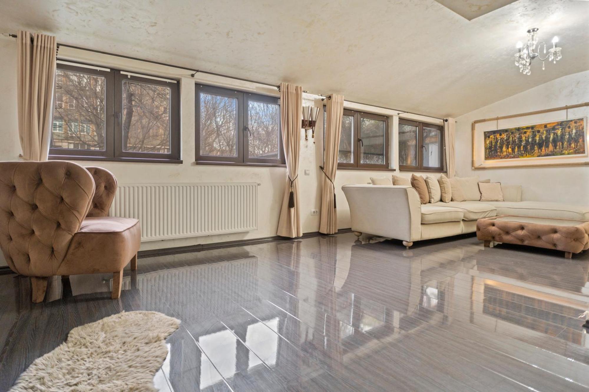 Classic Luxury At Mall Apartamento *