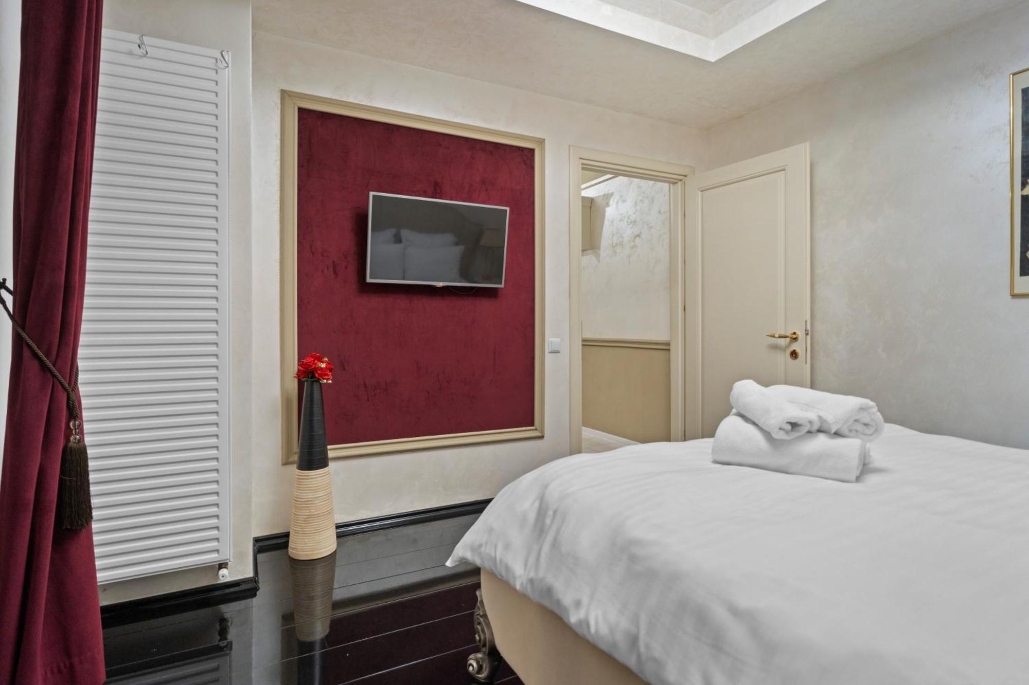 Classic Luxury At Mall Apartamento