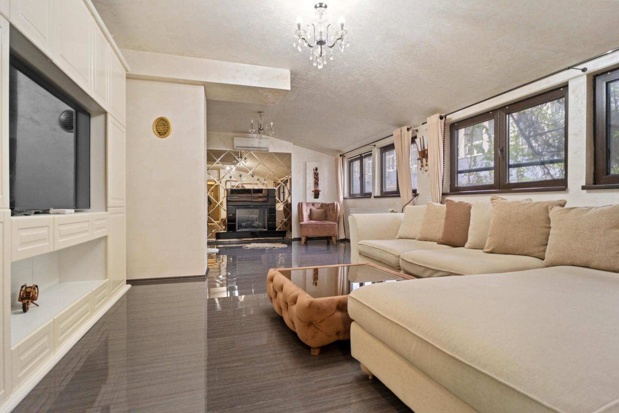 Apartamento Classic Luxury At Mall Bucareste