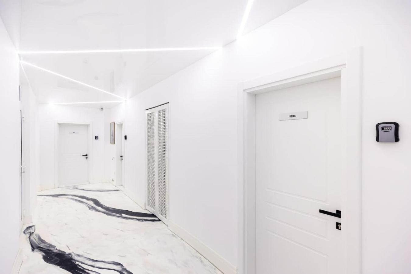 Apartment Roma *