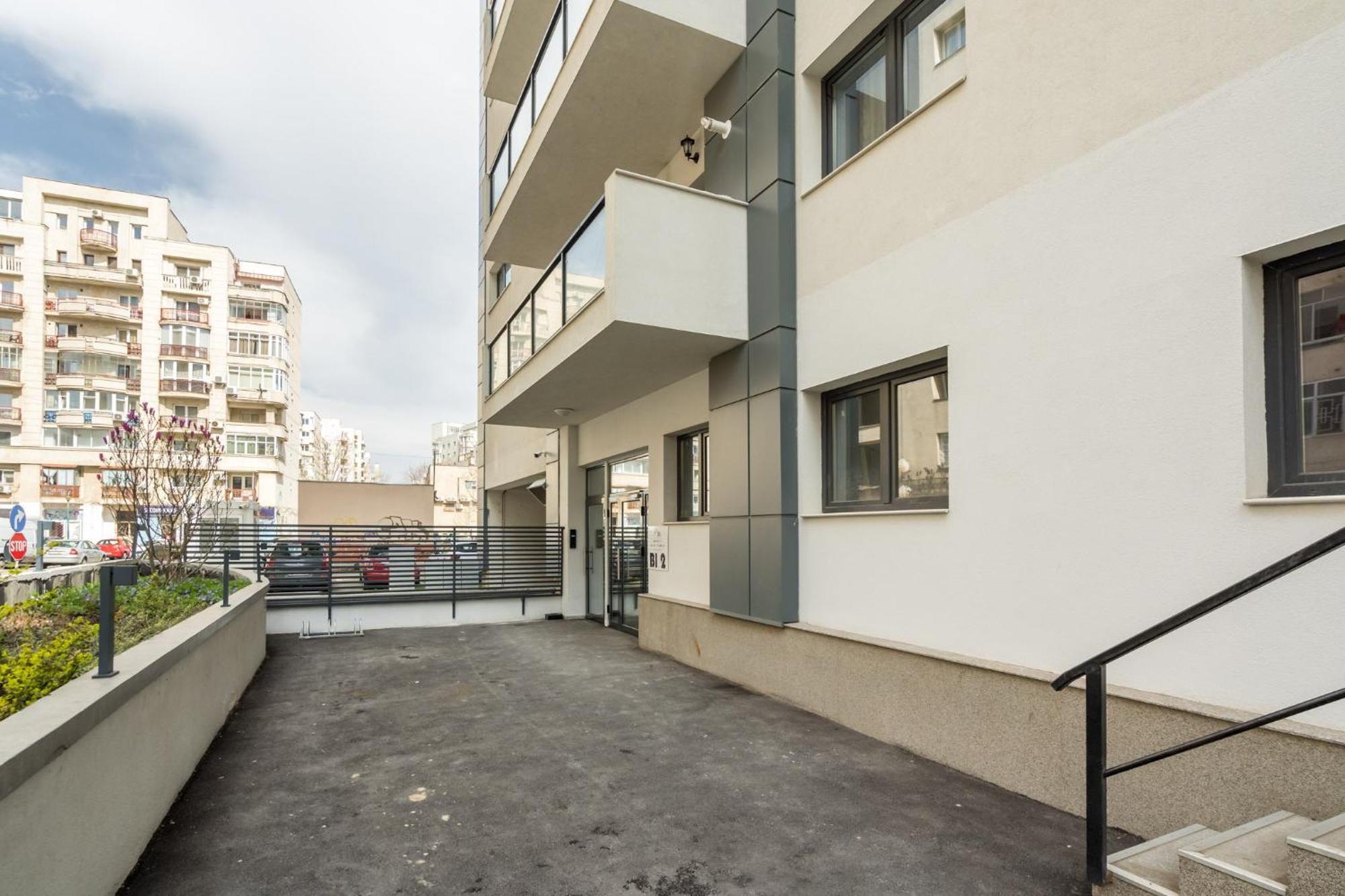 Apartment Skyline - Premium 1br In Timpuri Noi