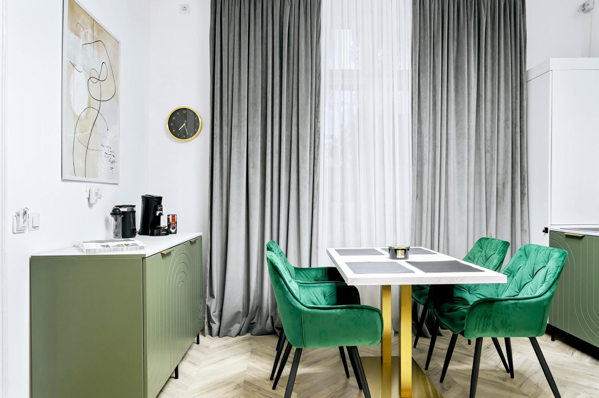 Villa Garden High Ceilings Free Parking Bucharest