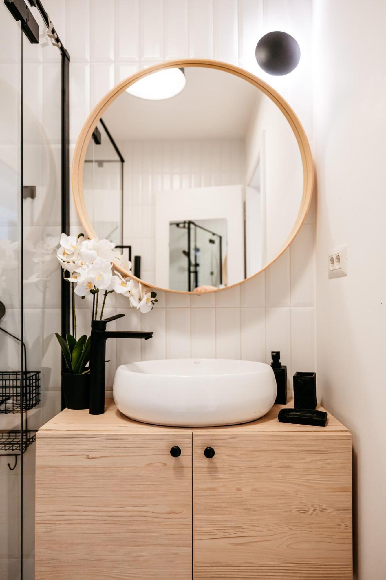 Elma 1 - Piata Romana Apartment