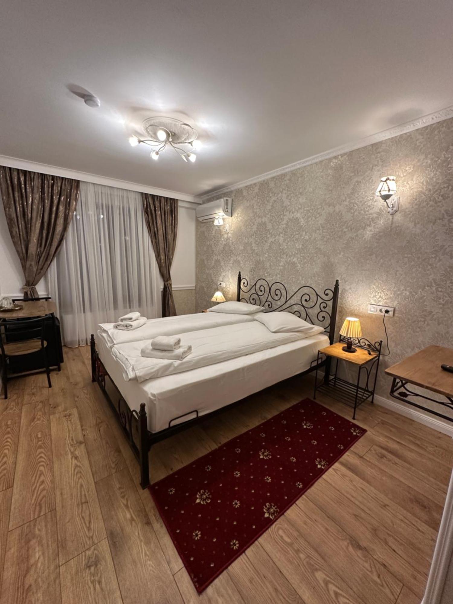 Hotel Boutique Cathedral Plaza Residences For Rent Downtown Bucureşti