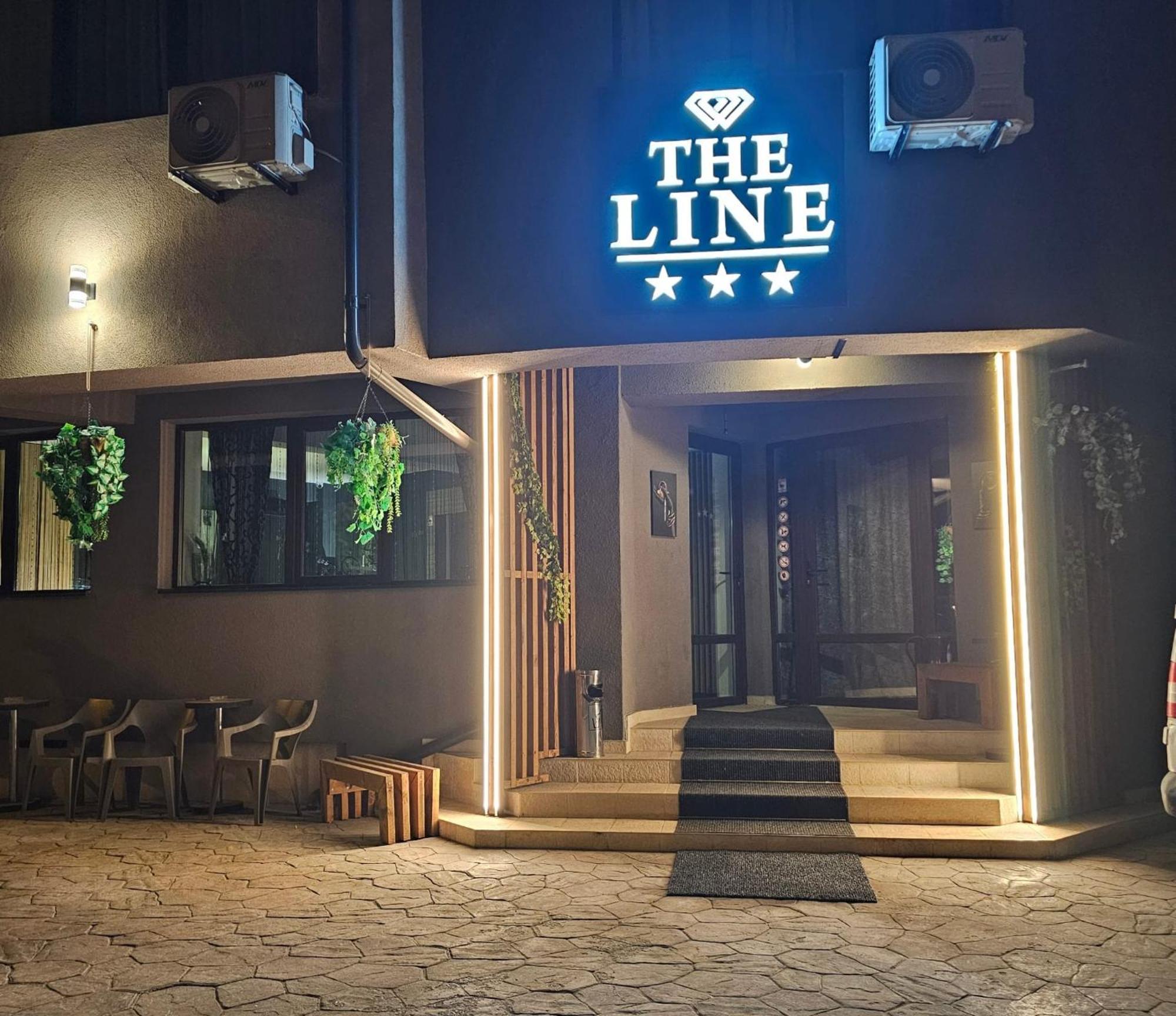 Theline Hotel 3*