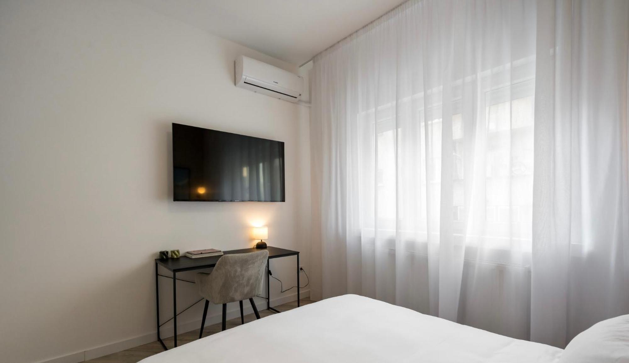 Cismigui Park Apartment Bucharest