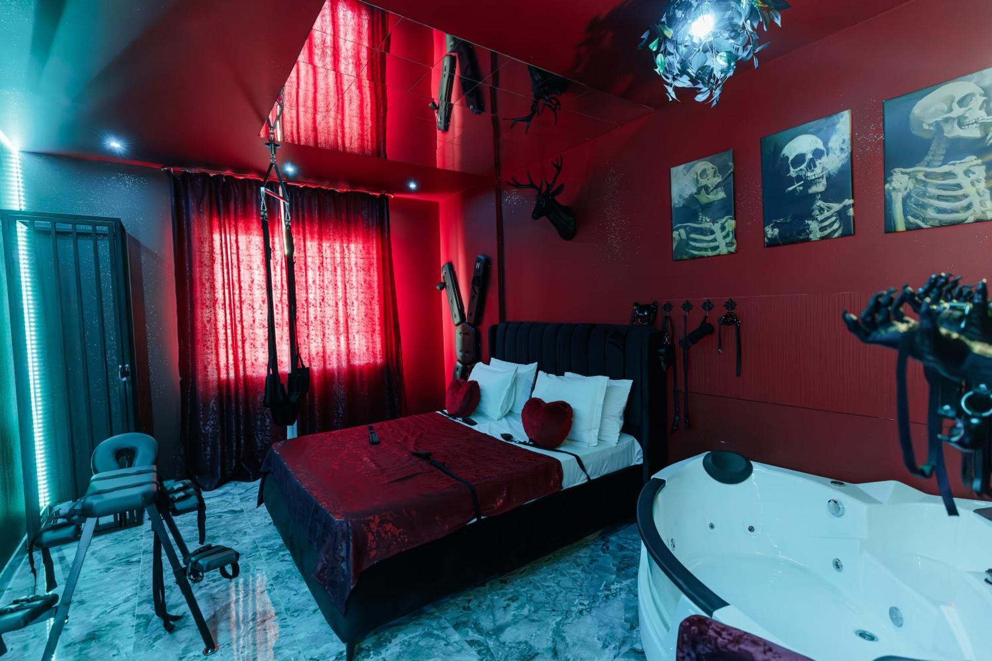 Romeo Nights - - Adults Only Hotel love 3*