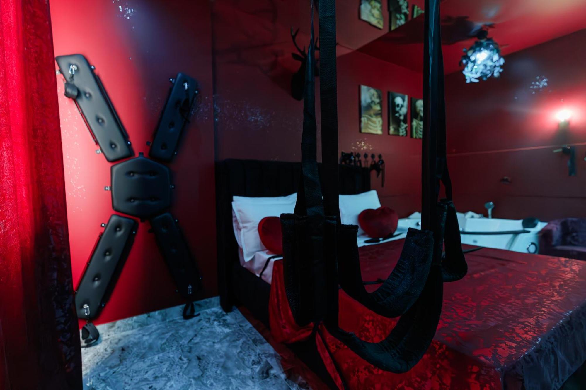 Hotel love Romeo Nights - - Adults Only Bucureşti